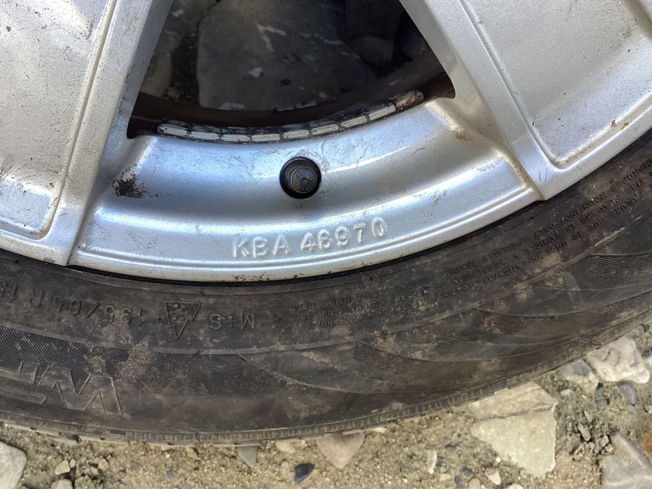 Jante cu cauciucuri de iarna Renault Clio 5x114.3