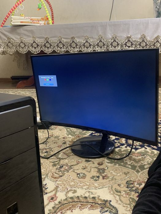 Компьютер хороший староват но поддержан не придавался нагрузке