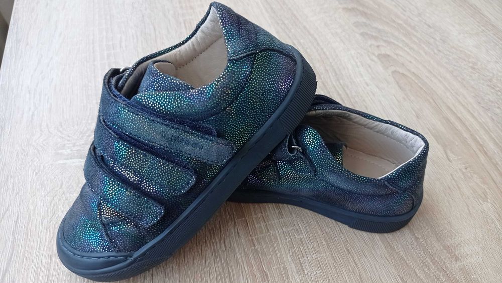 Pantof fete marimea 28