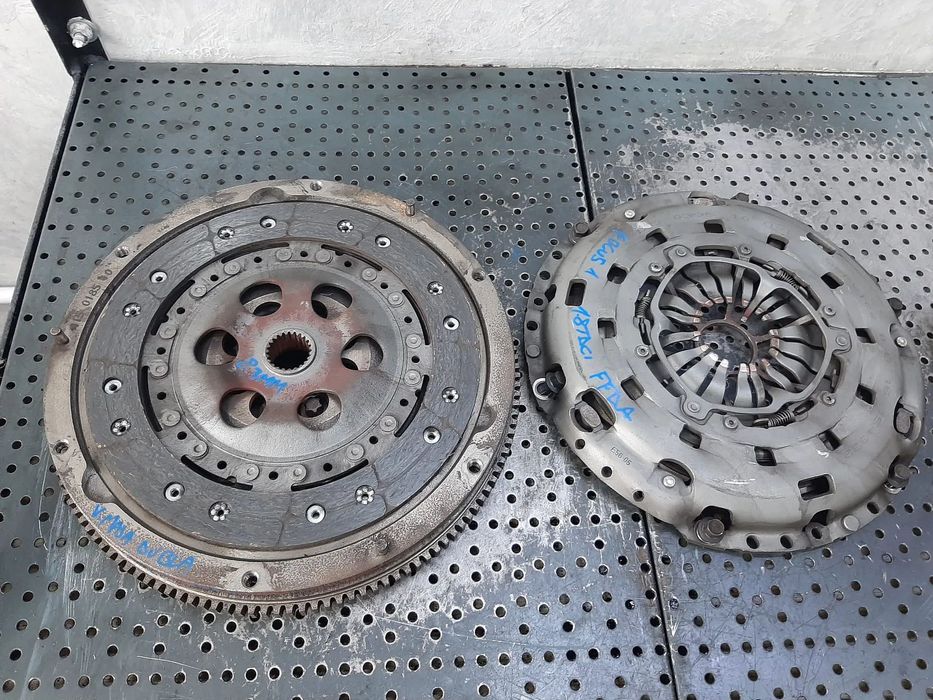 kit ambreiaj volanta masa dubla 1.8 tdci ffda ford focus 1 disc 8,3mm
