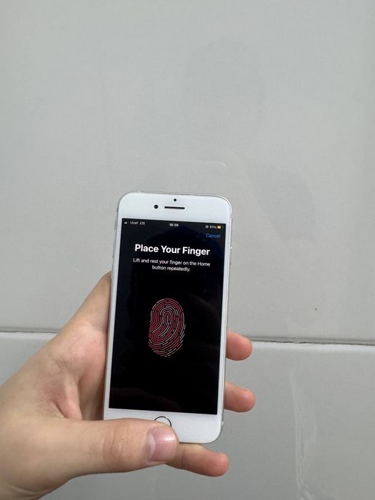 iPhone 8 64talik ideal Otpechatka ishlidi