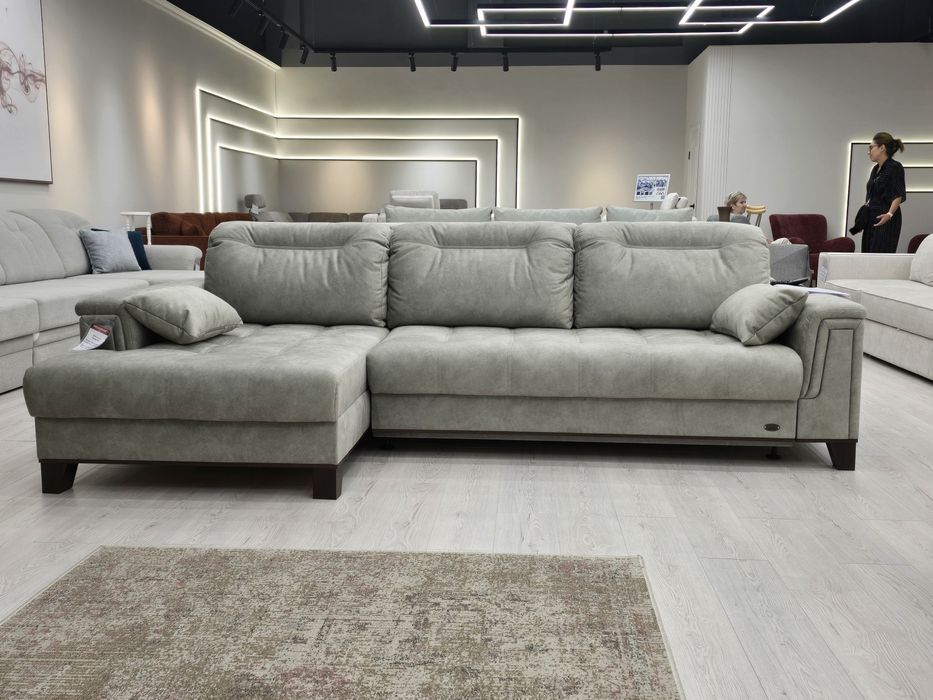 Продам диван Беллоруссия цвет бежевый