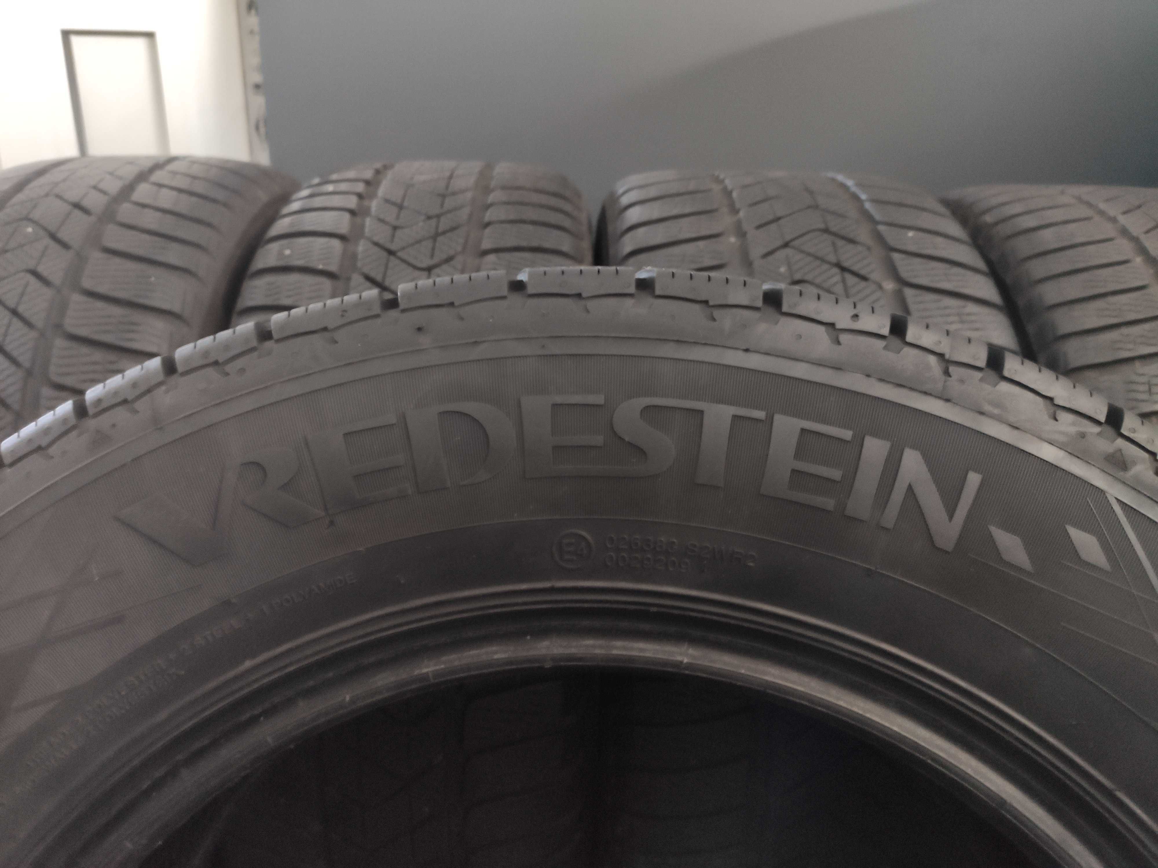 4бр Зимни Гуми 215 65 16 С - Vredestein