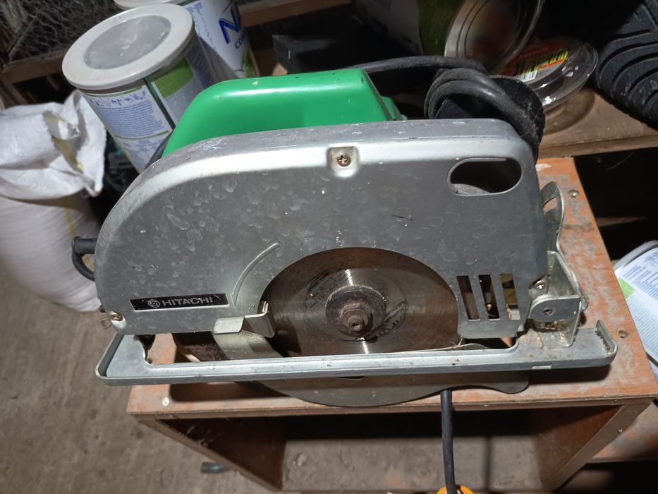 Vând fierăstrău circular electric funcțional