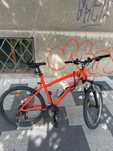 Bicicleta Btwin portocalie