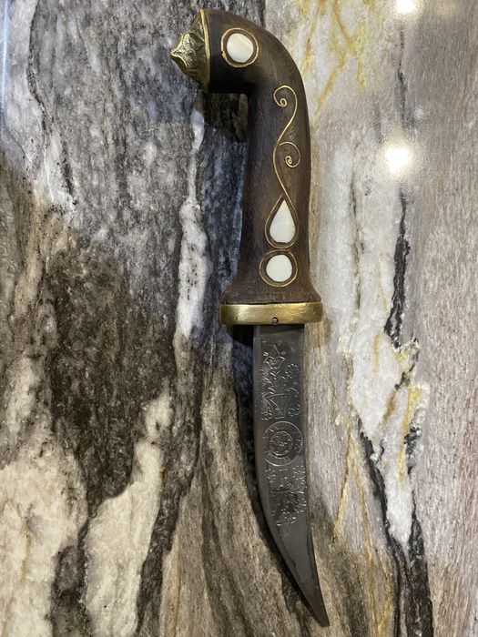 Стар гравиран нож КОЛЕКЦИОНЕРСКИ