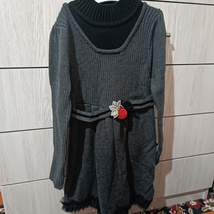 Шерстяное платье на девочку