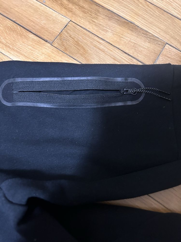 Nike Tech Fleece Суичър (Оригинален)