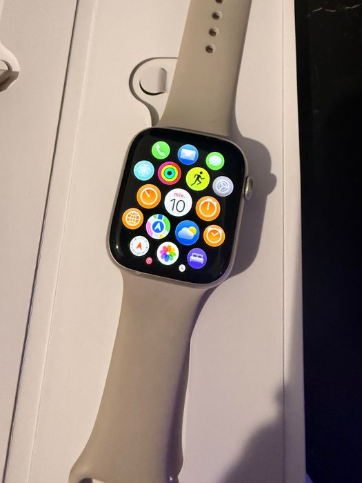 Vând ceas cu n stare foarte bună