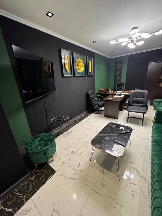 Нежилое помещение на Ц-12 57квм + 45квм