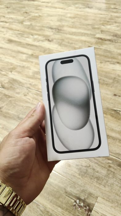 Vând sau schimb iPhone 15 de 128 de GB, Garanție!