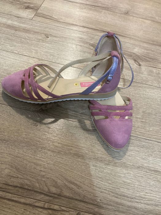 Balerini de piele intoarsa roz