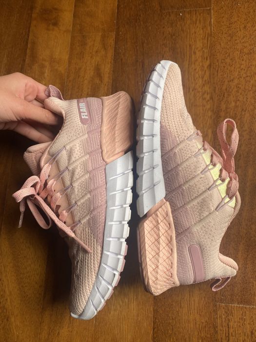 Flair маратонки розови