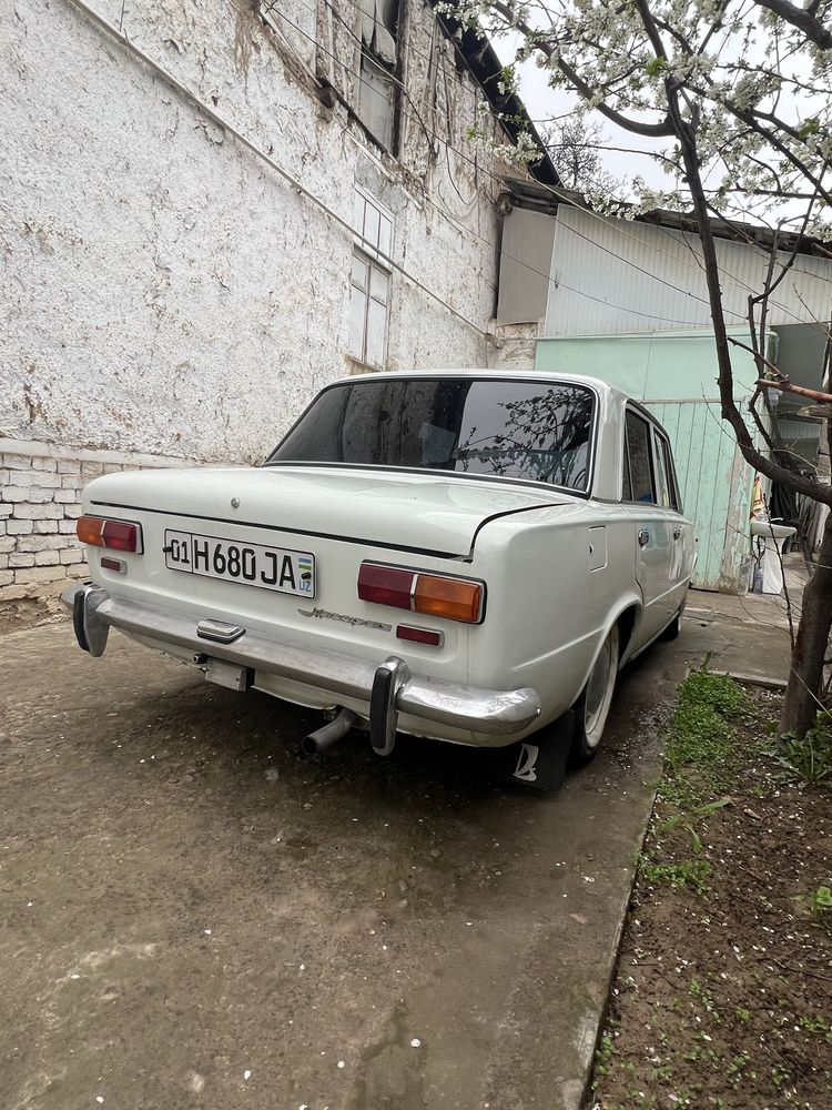 Jiguli vaz 2101 sotiladi haydashga tayyor