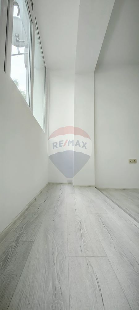 Продава се Тристаен апартамент в Варна, Владислав Варненчик - 55 кв.м за 2290 €/кв.м - Снимка #4