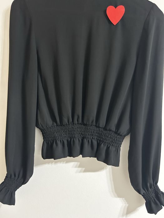 Bluză neagră, superbă, H&M.