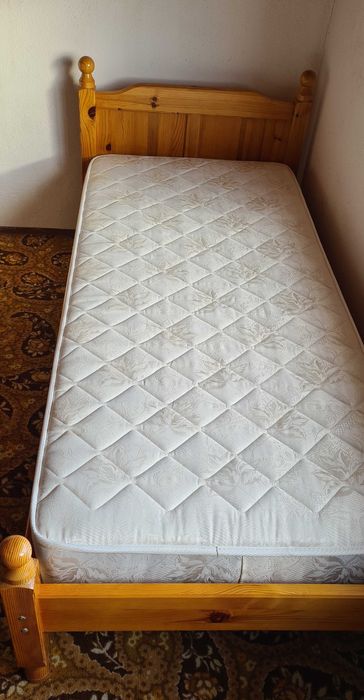 Легло с размери 80/190+ матрак.