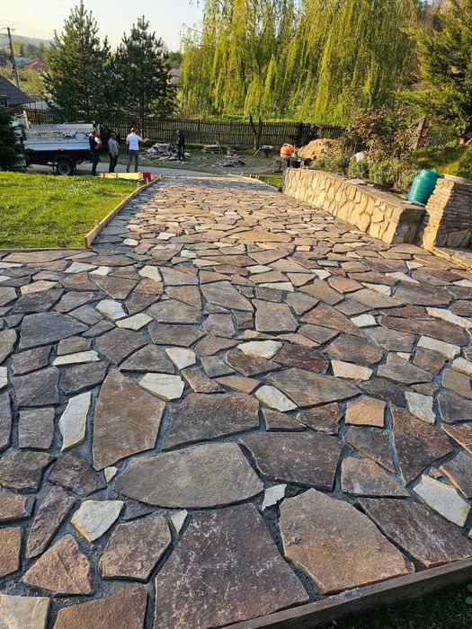 Piatra De Munte Naturala