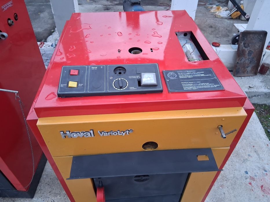 Vând centrala pe lemne