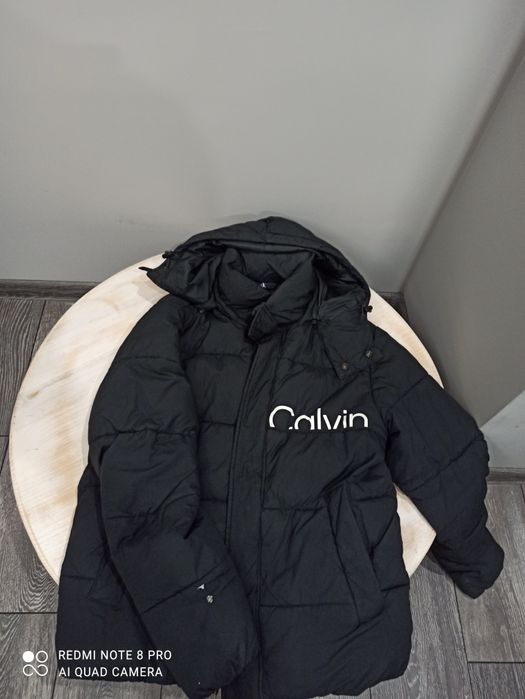 Calvin Klein яке