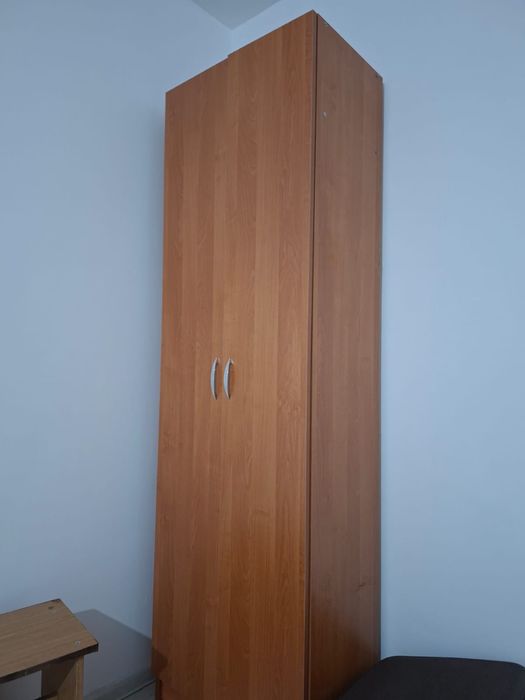 Шкаф, холодильник, стол, стулья все вместе