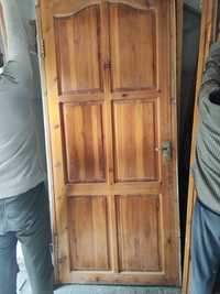 Б/у деревянные двери