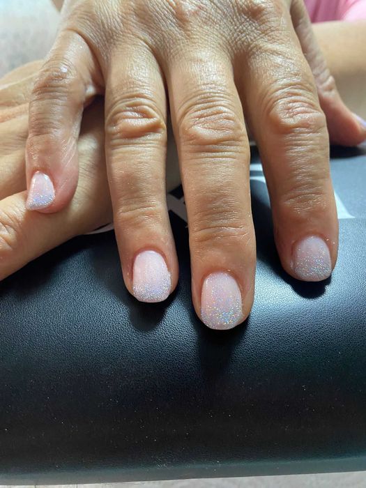 Manichiura — Gel, Tipsuri, Nail Art — Giroc, Timișoara