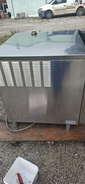 Продавам Пароконвектомат Zanussi FCF101E