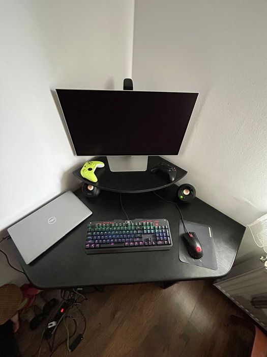 birou pe colț , pentru computer,