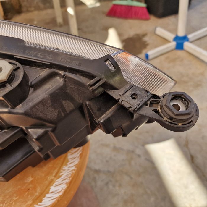 Seat Ibiza 2019 ляв фар