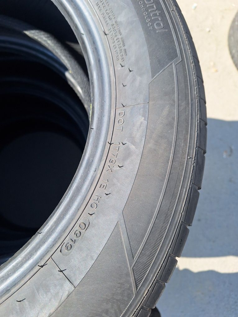 Anvelope Hankook 205/60/16 de vară 4 buc ff bune