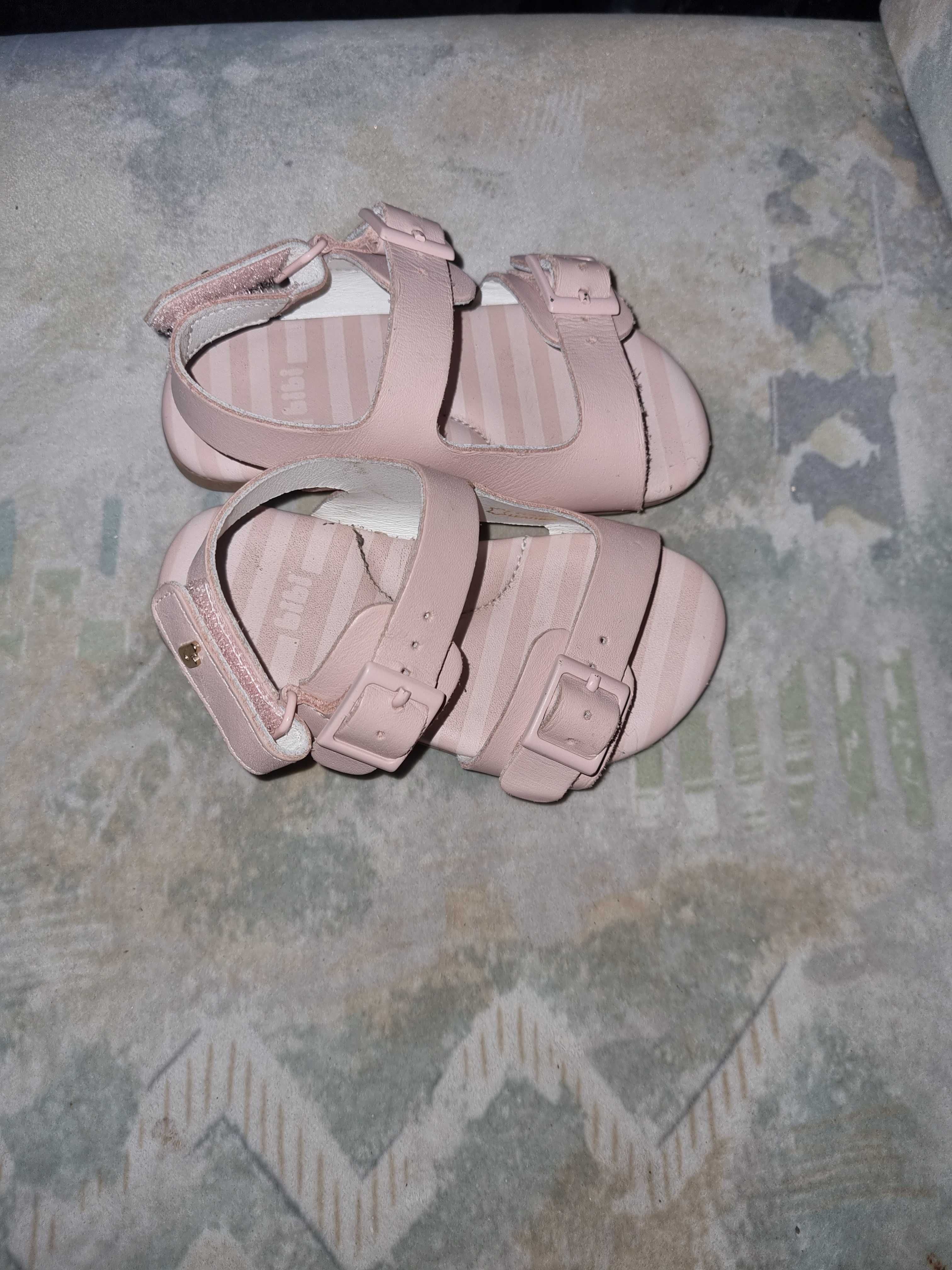 Sandalute roz din piele naturala pt fetite