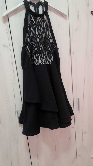 Черна малка рокля