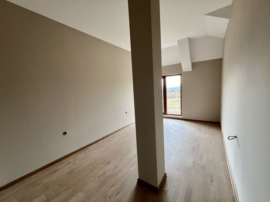 3-стаен апартамент в жил. сграда в район Пирин Голф край Разлог-Банско