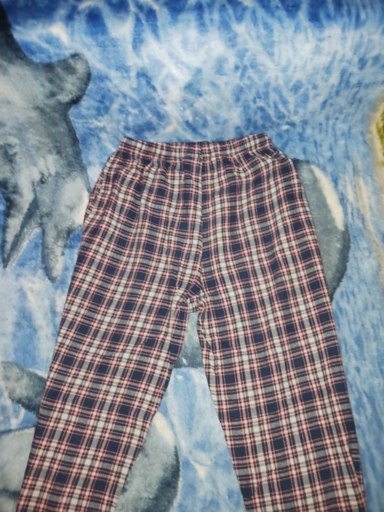 Vând pantaloni de pijama