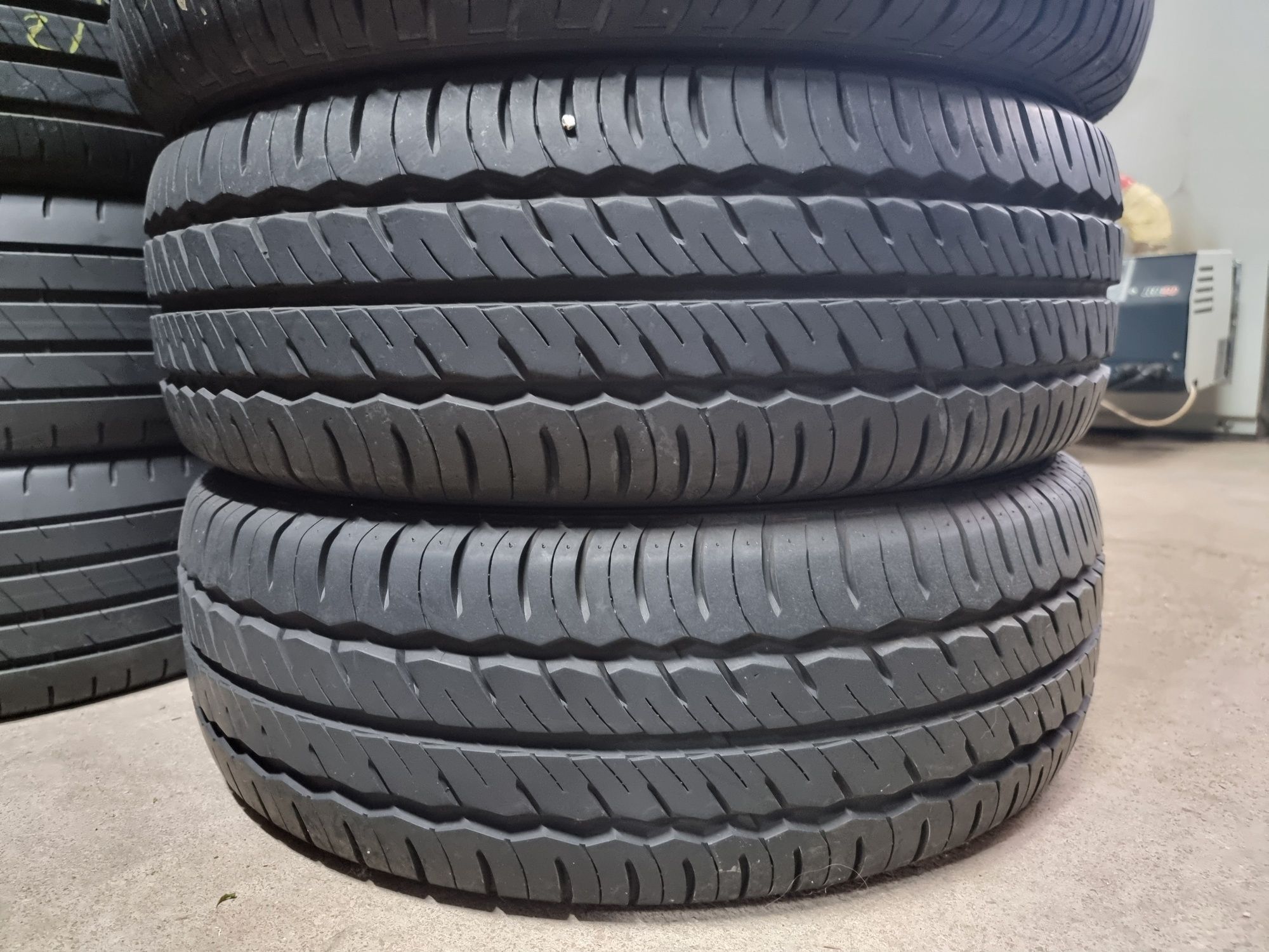 "Dot 23-24" 215/65/16 C Laufenn 4Броя: 420лв 9мм Като Нови