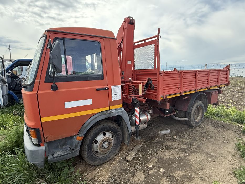 Bena cu macara de pe iveco Zeta