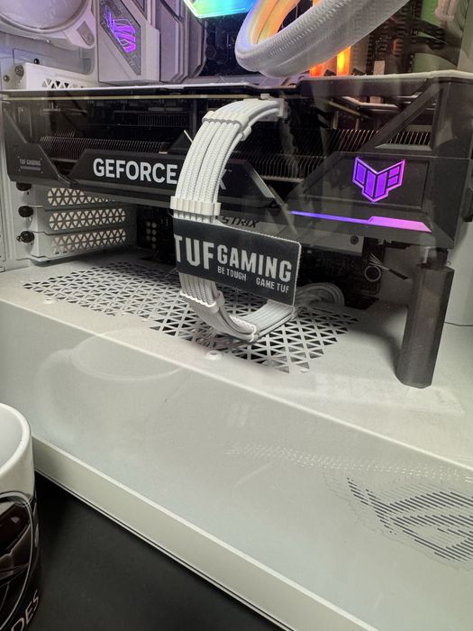 Продавам RTX 4070Ti SUPER 16GB на ASUS  TUF Gaming