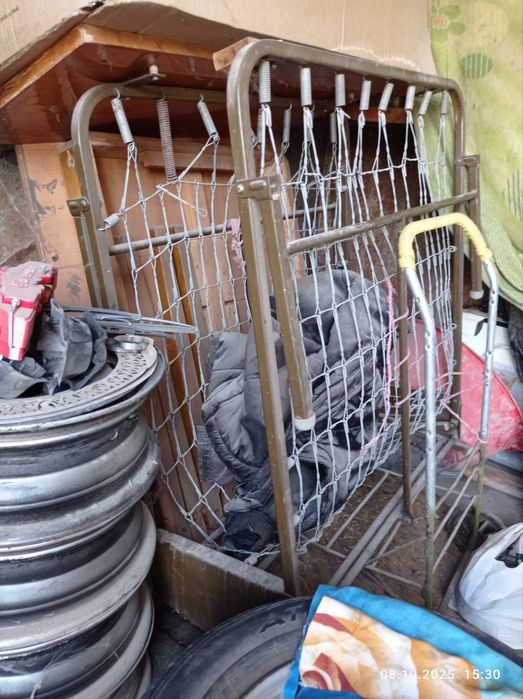 Продаю кровать раскладушку.