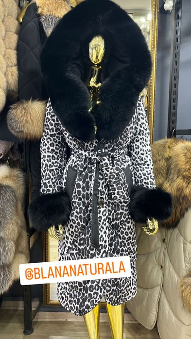 Geaca impermeabila cu blana naturala