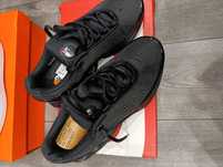 Маратонки nike 38 номер