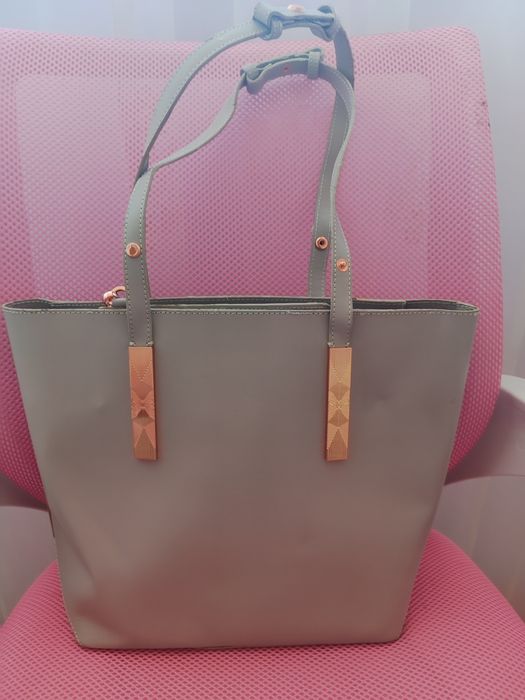 Нова чанта Ted Baker две части -Едно истинско бижу за ценители!