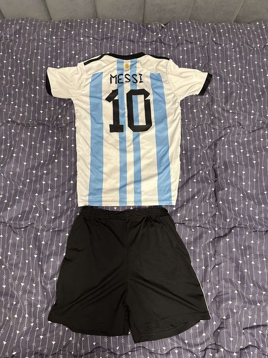 Спортен футболен екип