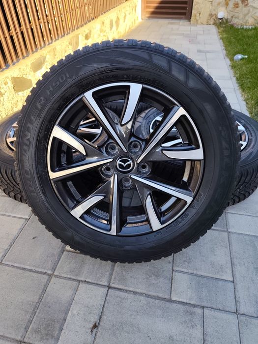 Vând jante originale Mazda