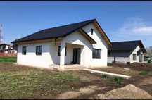 Vand casa pe structura metalica 7x9 m