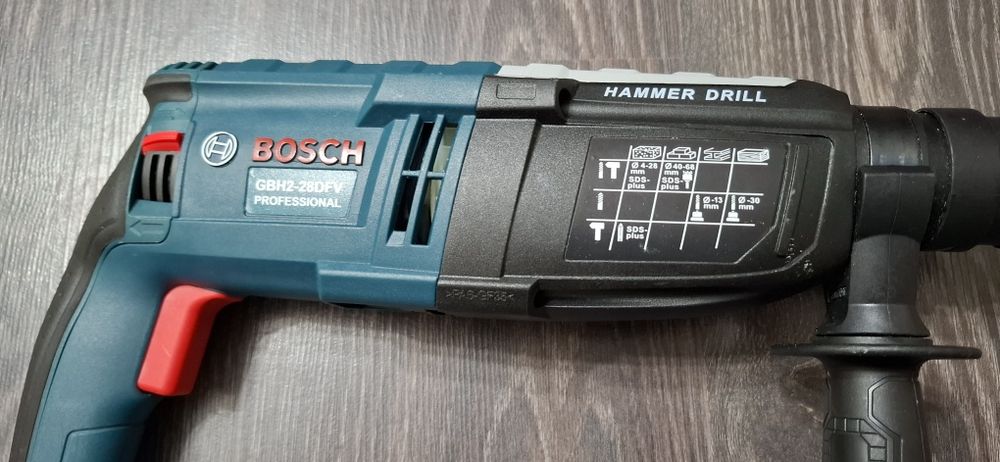 Vand Bormasina Rotopercutor  BOSCH  Nou