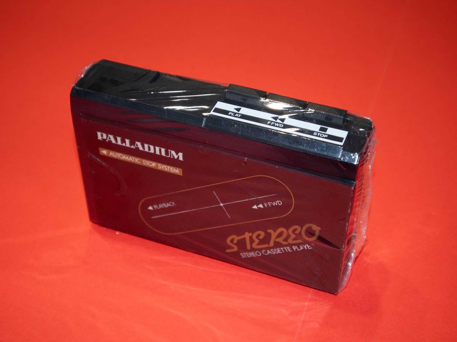 PALLADIUM Stereo Walkman 1970 ретро касетофон работещ