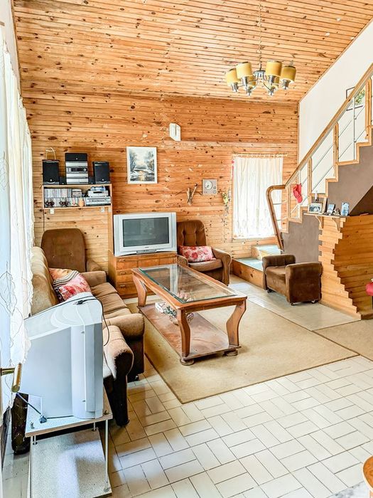 Къща в Плевен, област-с.Тученица площ 70 цена 119000