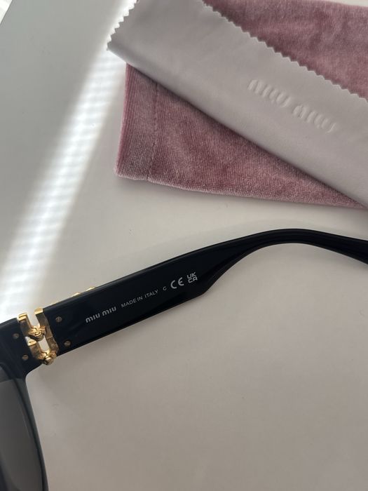 Ochelari de soare Miu Miu