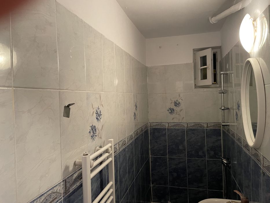 Vand Apartament 3 Camere Renovat ,  Utilat la cheie !!!
